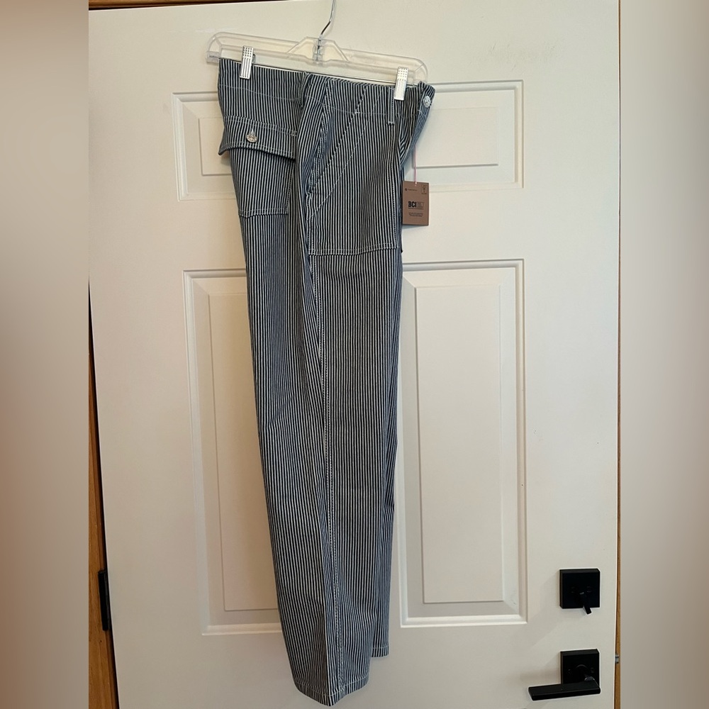 New women’s Boden Kensington white stripe utility casual pants jeans. Size 6 - Picture 5 of 15
